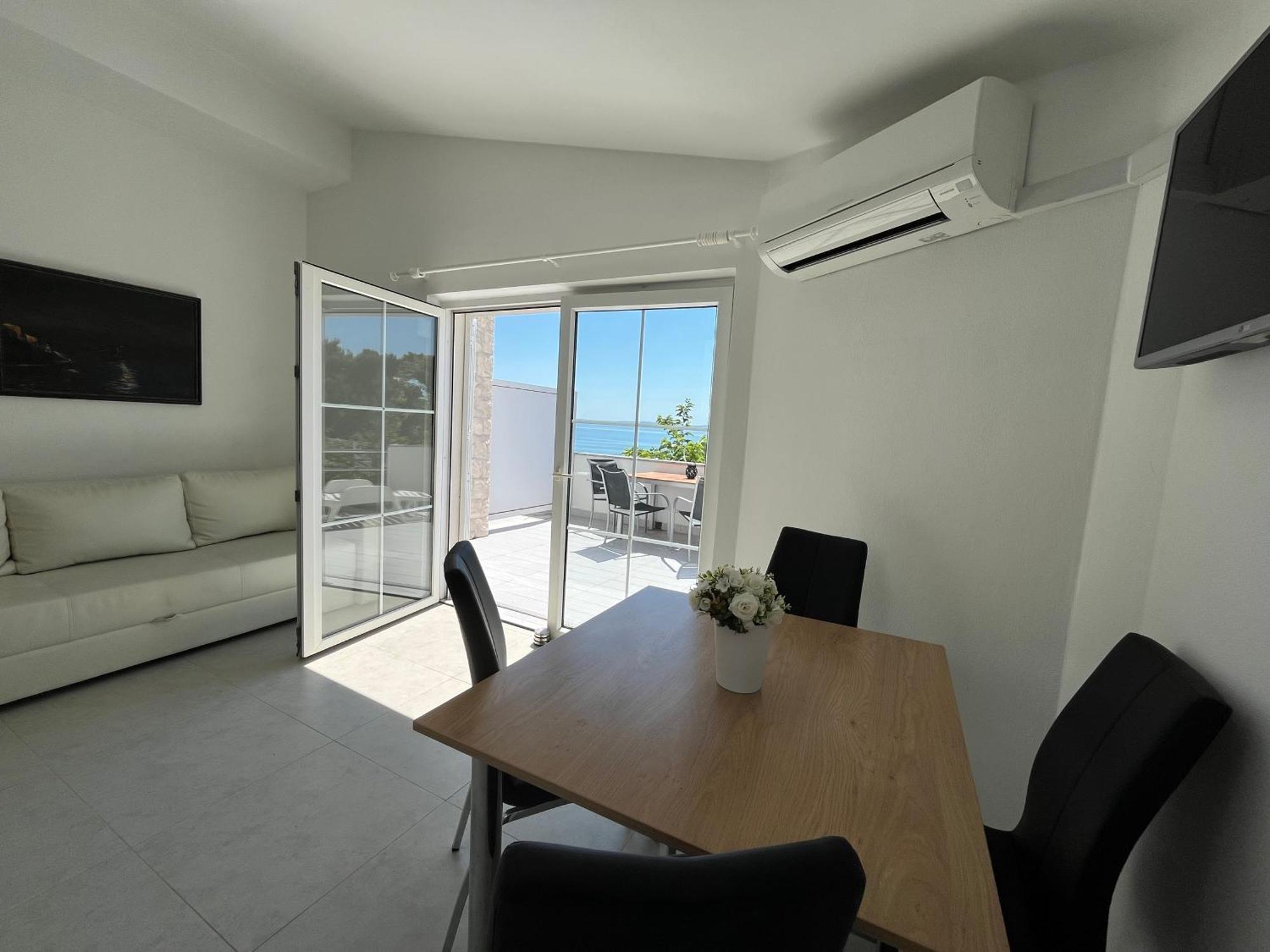 Mirakul Apartment *